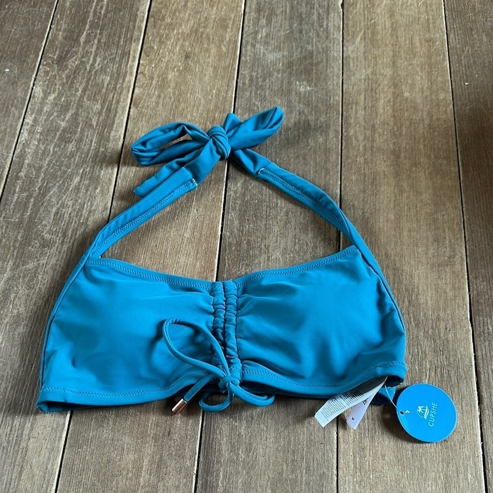 NWT Cupshe Halter bikini top size medium